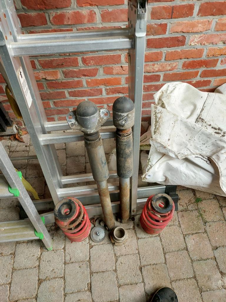 Volkswagen mk4 platform schroefset, Auto-onderdelen, Ophanging en Onderstel, Volkswagen, Ophalen