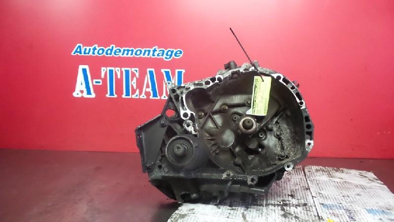 VERSNELLINGSBAK SCHAKEL Nissan Kubistar (F10), Gebruikt, Nissan