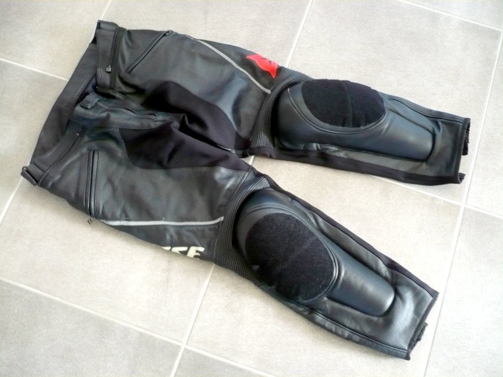 Pantalon cuir Dainese taille 50 court (25), DAINESE, Seconde main, Enlèvement ou Envoi, Pantalon | cuir