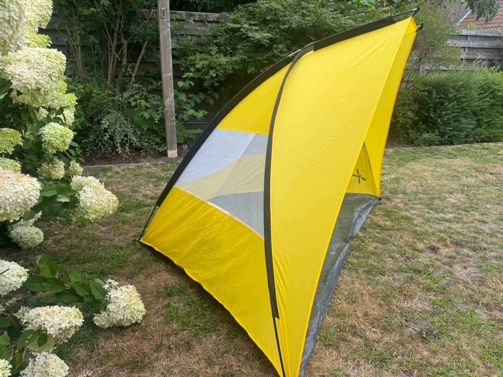 Strand tent of schaduwtent, Caravans en Kamperen, Tenten, Ophalen, Zo goed als nieuw