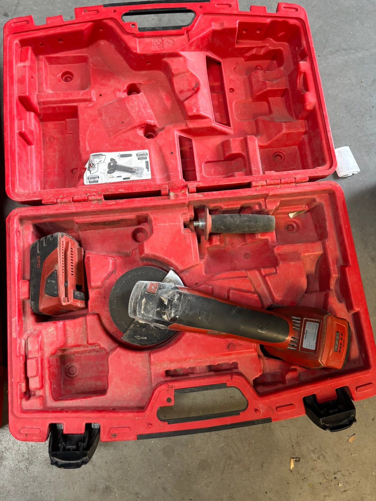 Hilti slagschroefmachine en haakse slijper, Doe-het-zelf en Bouw, Ophalen of Verzenden, Gebruikt, Boor- en Schroefmachine, Klopboormechanisme