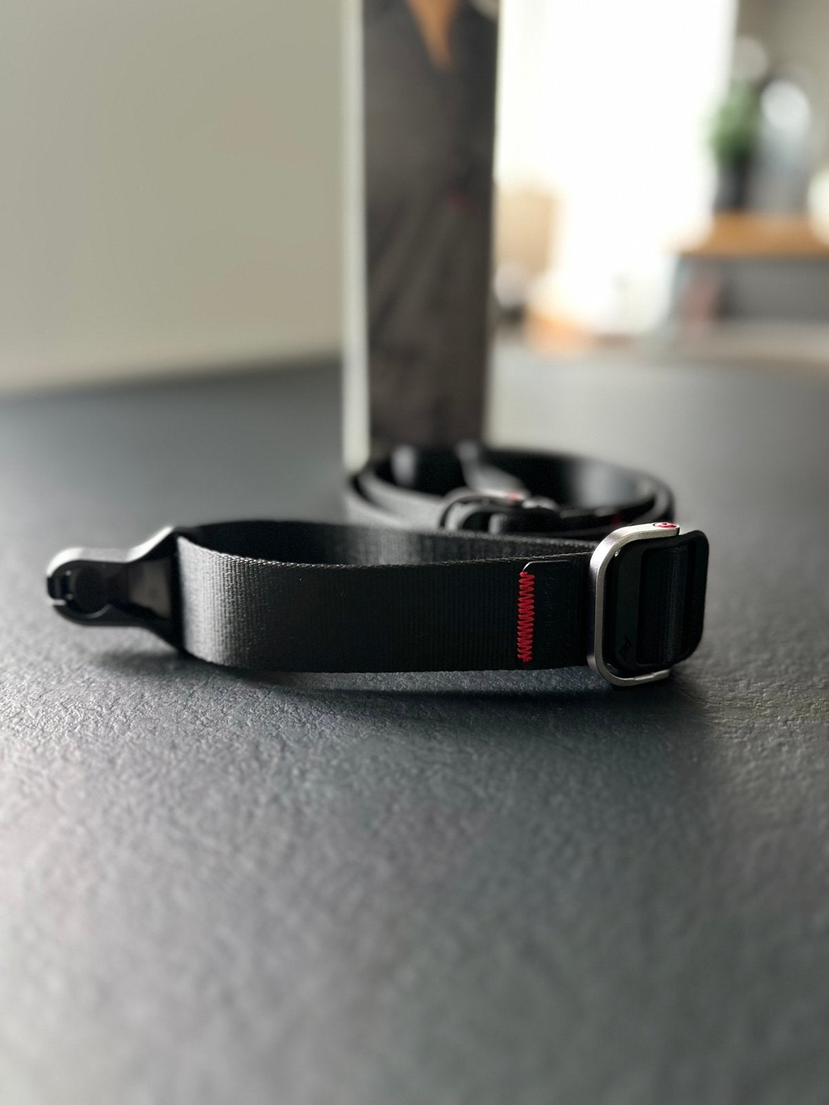 Peak Design Slide Lite noire – Comme neuve – Boîte d’origine, Enlèvement, Comme neuf