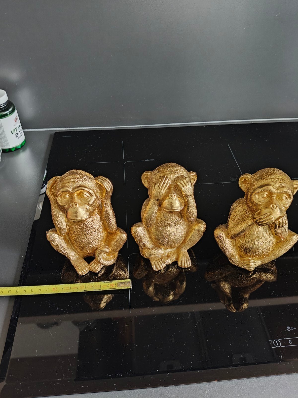 Decoratie apen horen, zien en zwijgen goud, Ophalen, Goud