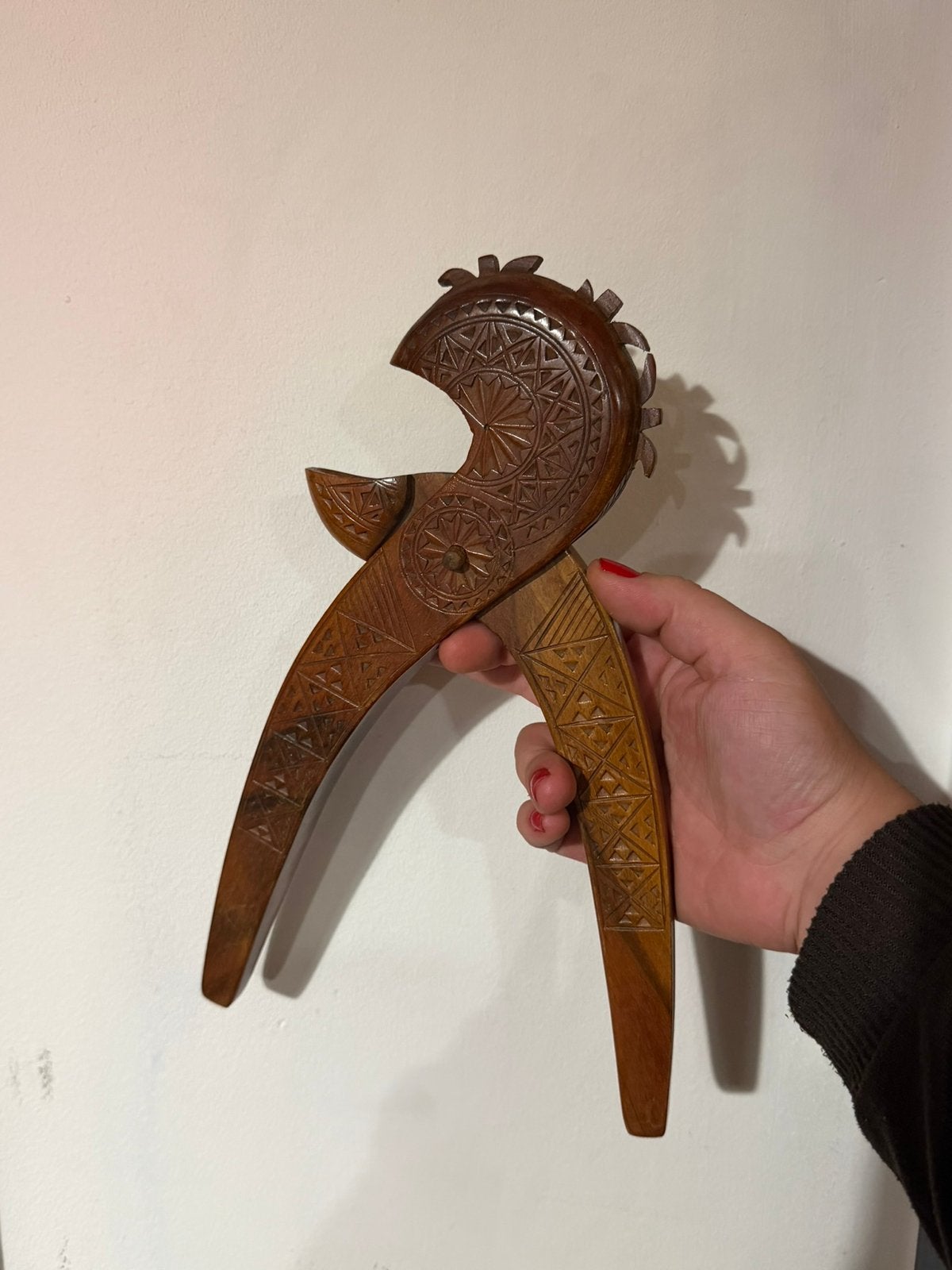 Prachtige Handgemaakte Houten Notenkraker – Vintage Folk Art, Ophalen of Verzenden