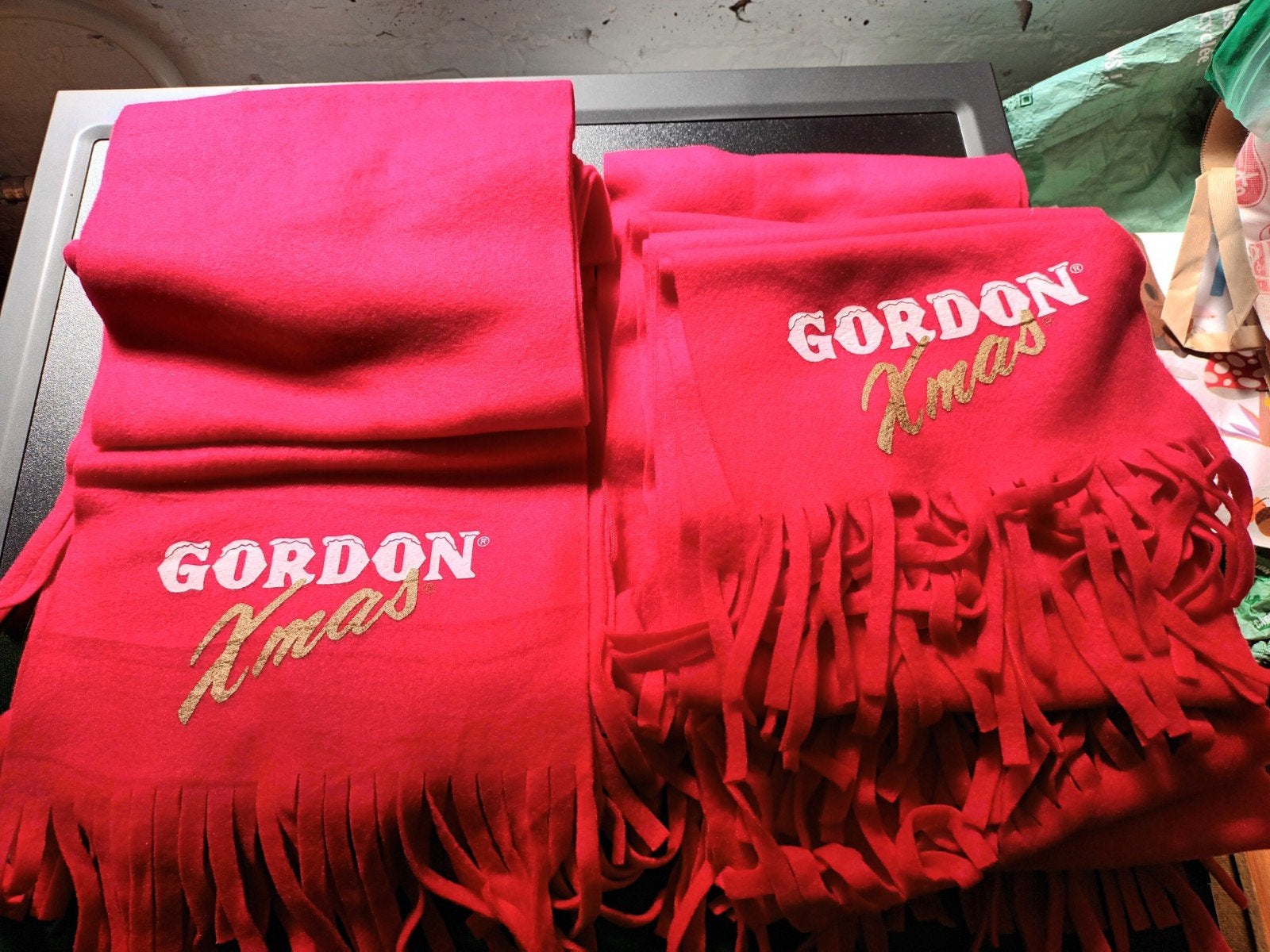 7 sjaals nieuw Gordon X mas, Ophalen