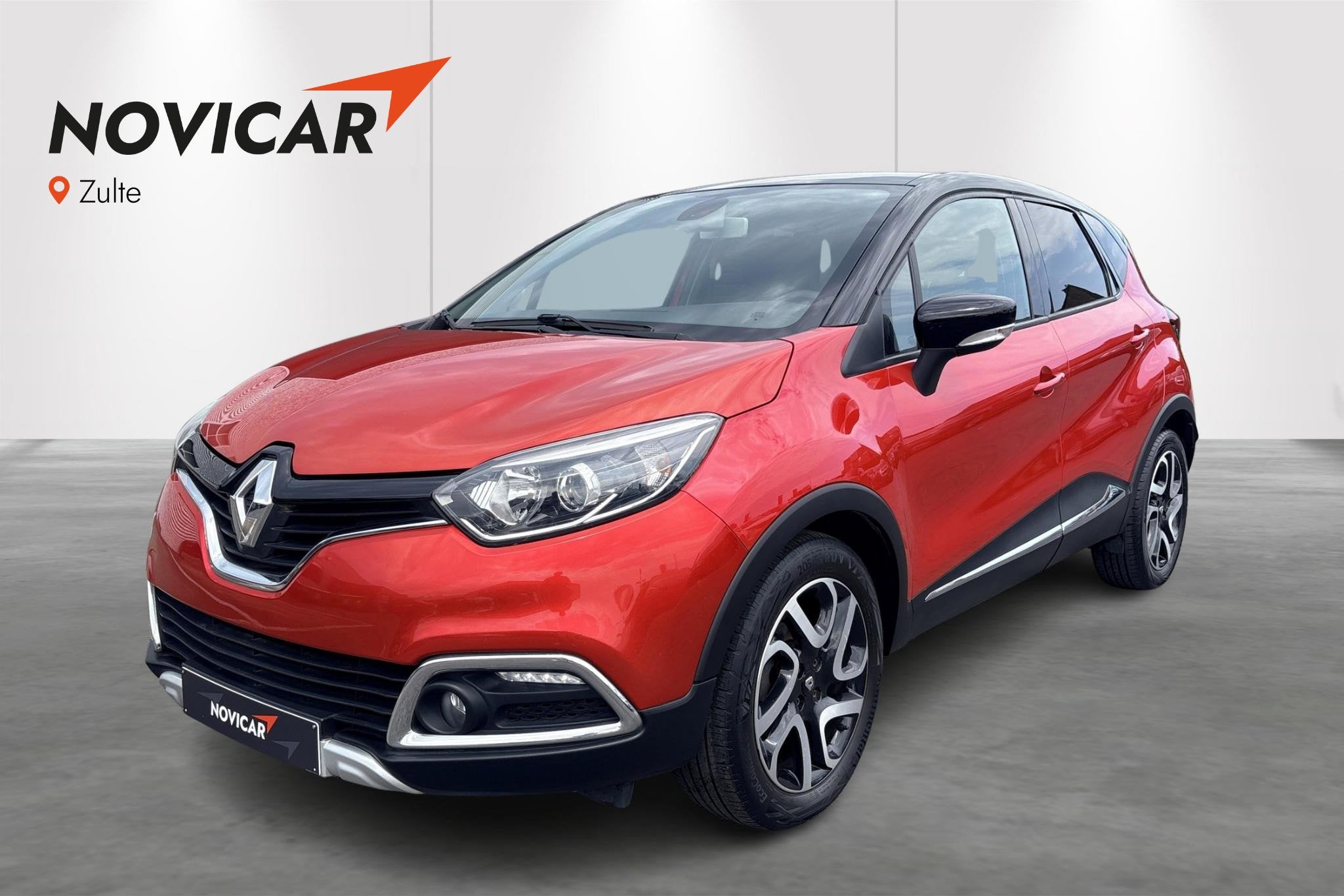 Renault Captur 1.5 DCI 90 Extrem - CAMERA + SENSOREN + GPS, Auto's, Voorwielaandrijving, Euro 5, Stof, Gebruikt