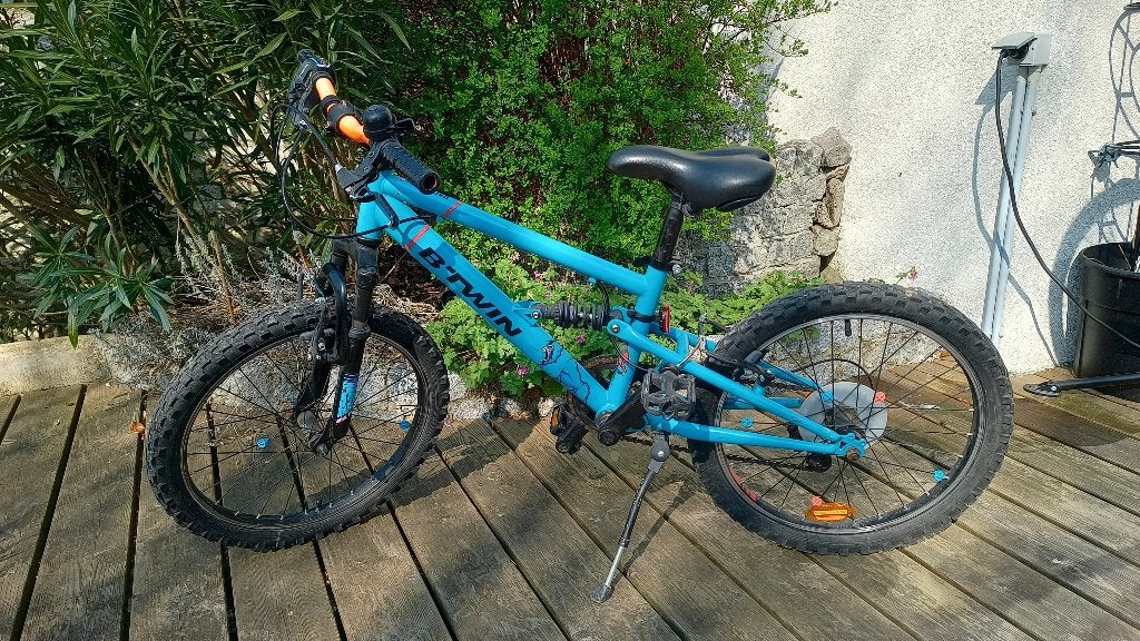 vélo garçon B-twin 20 pouces, Vélos & Vélomoteurs, B-Twin Decathlon, Frein sur jante, Stabilisateurs, 16 à 20 pouces