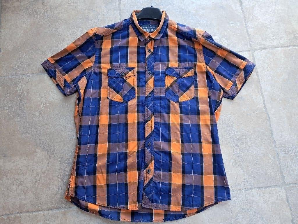 Als nieuw ruitjes hemd mt Large (zie foto's), Vêtements | Hommes, Chemises, Enlèvement ou Envoi, Comme neuf, Autres couleurs, Tour de cou 41/42 (L)