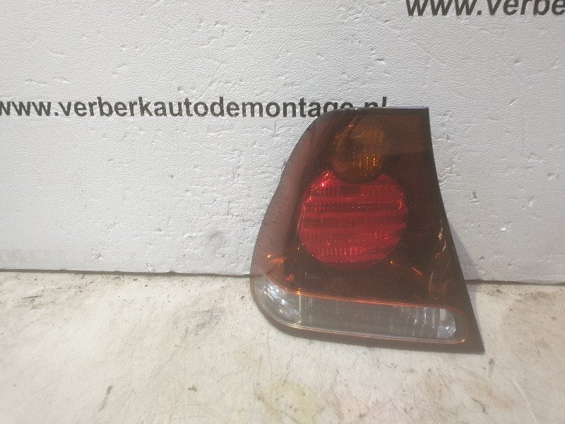 FEU ARRIÈRE GAUCHE 3 serie Compact (E46 / 5) (6321-6 927), Utilisé, BMW, Petuelring 130
80809  München, DE, Bayerische Motoren Werke AG