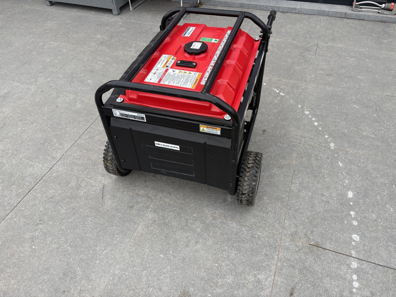 Stroomgroep / stroomgenerator, Doe-het-zelf en Bouw, Ophalen, Zo goed als nieuw