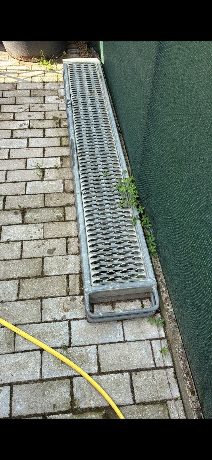 Te koop: Set van 2 stevige ijzeren oprijplaten – €200, Doe-het-zelf en Bouw, Ophalen of Verzenden