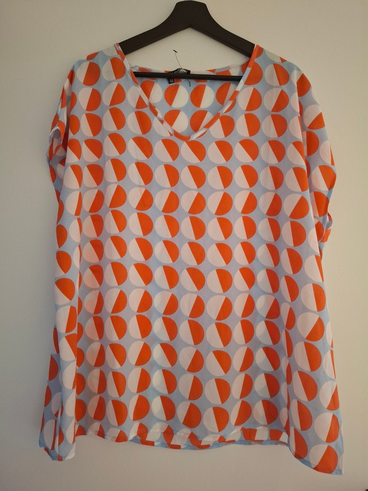 Topje ( norah ) 44 ( valt ruim ), Kleding | Dames, T-shirts, Ophalen of Verzenden