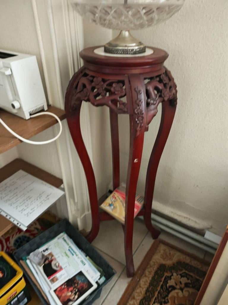 Chinese bijzettafel, Huis en Inrichting, Ophalen