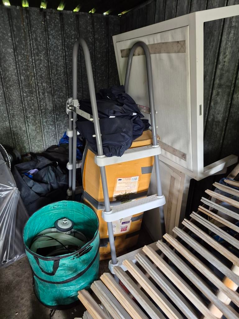 Gratis trap voor zwembad ., Ophalen