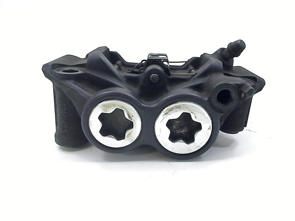 ETRIER DE FREIN AVANT DROIT Yamaha Niken GT 2021- (MXT850D), Dhr. S. di Majo, Utilisé, Info@cama-motorparts.nl, P.J. Troelstraweg 8 8
3144 CX  MAASSLUIS, NL