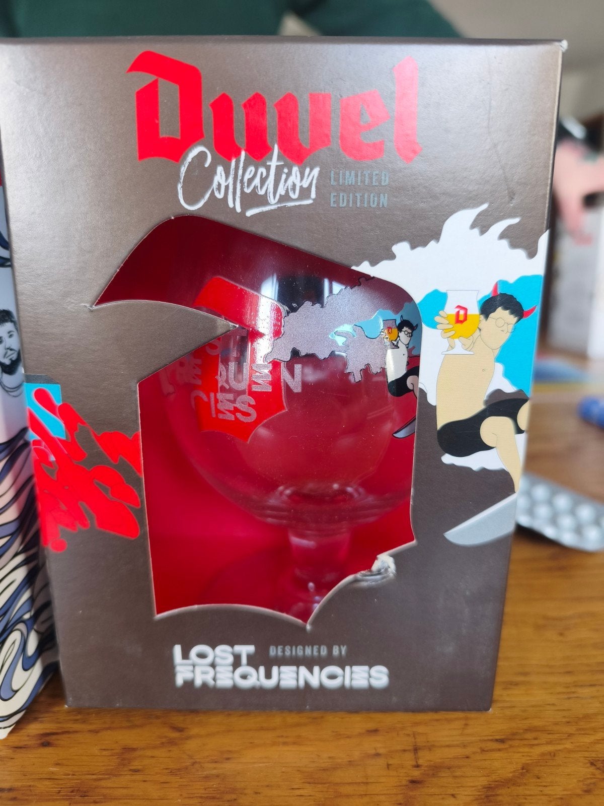 Lost frequencies duvel, Collections, Transformers, Enlèvement