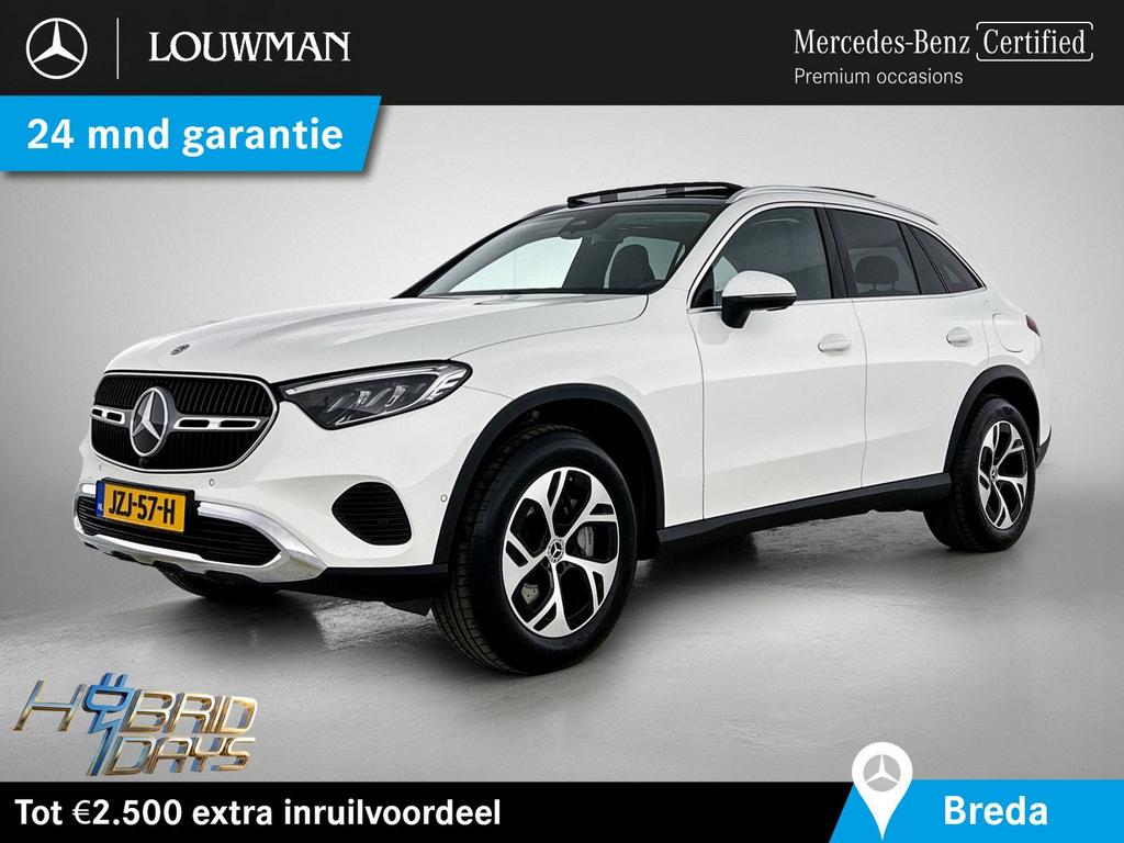 Mercedes-Benz GLC 300 e 4MATIC Plug-In Hybride | Trekhaak |, Auto's, Automaat, Zwart, Navigatiesysteem, Wit
