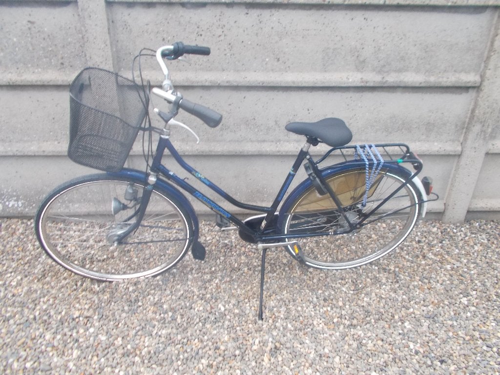 Batavus Verona damesfiets met mandje en 3 versnellingen, Fietsen en Brommers, Ophalen, Versnellingen, Batavus, Trommelrem