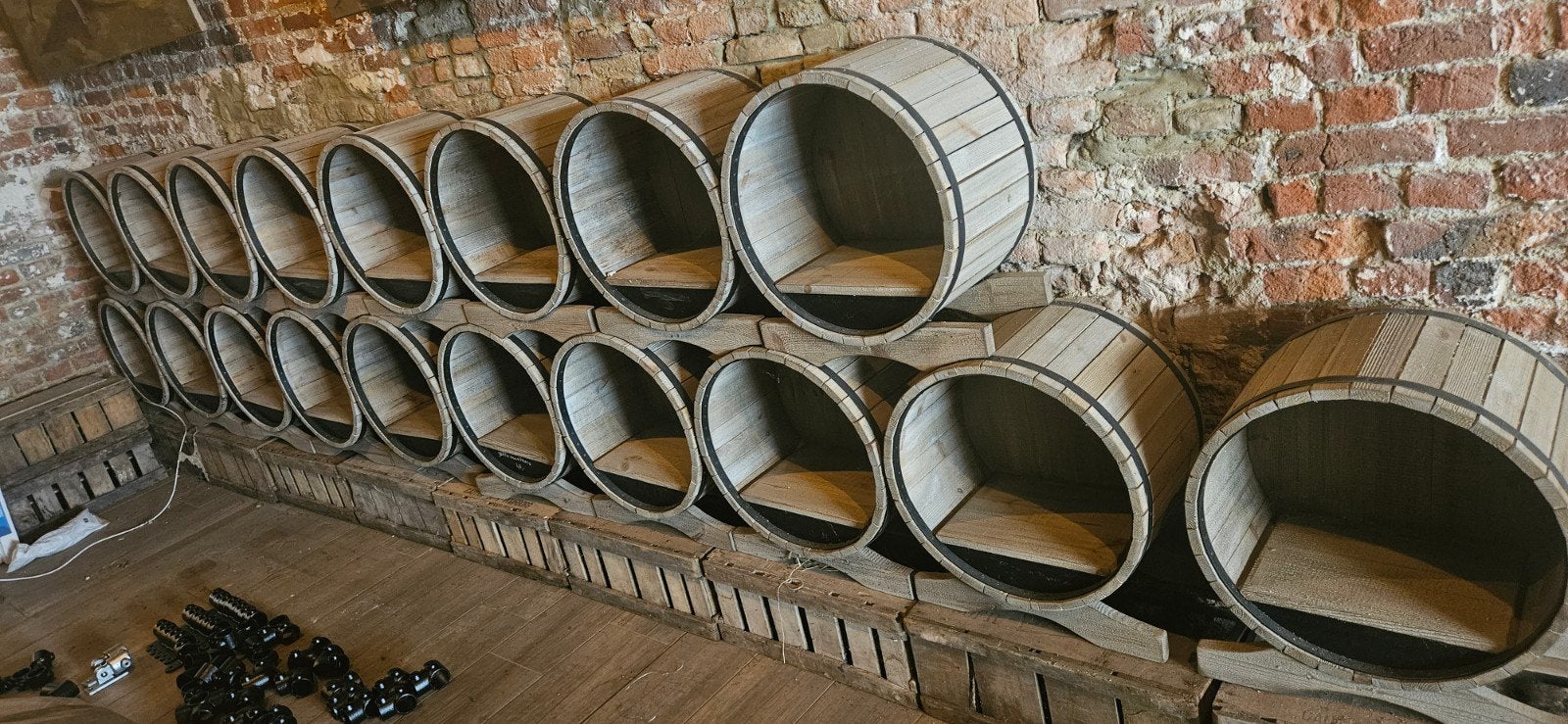 display tonnen 24 stuks, Ophalen, Zo goed als nieuw