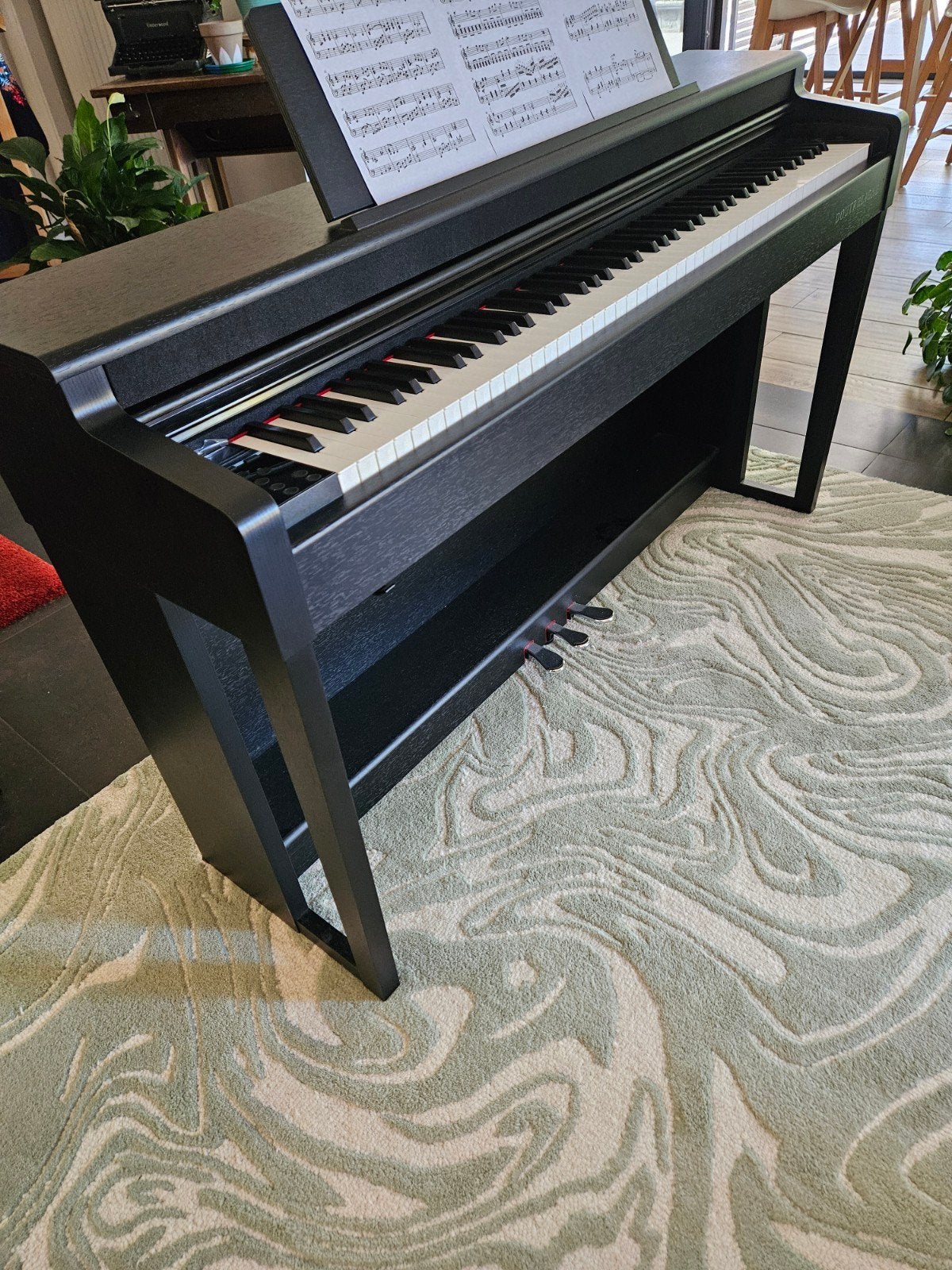 Buffet pour piano Doutreligne Etude II SB noir satiné, Comme neuf, Digital, Enlèvement, Piano