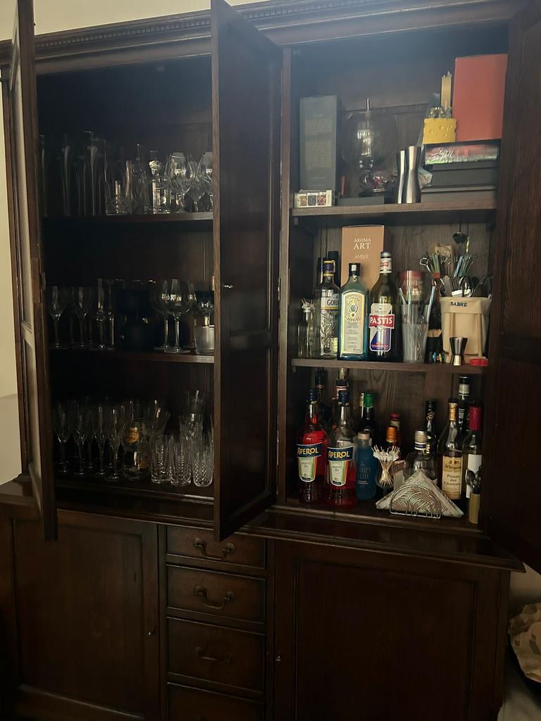 Antieke wandkast 2-delig, Huis en Inrichting, Kasten | Buffetkasten, Ophalen, Landelijk klassiek-maar past zeker ook in een moderner kader