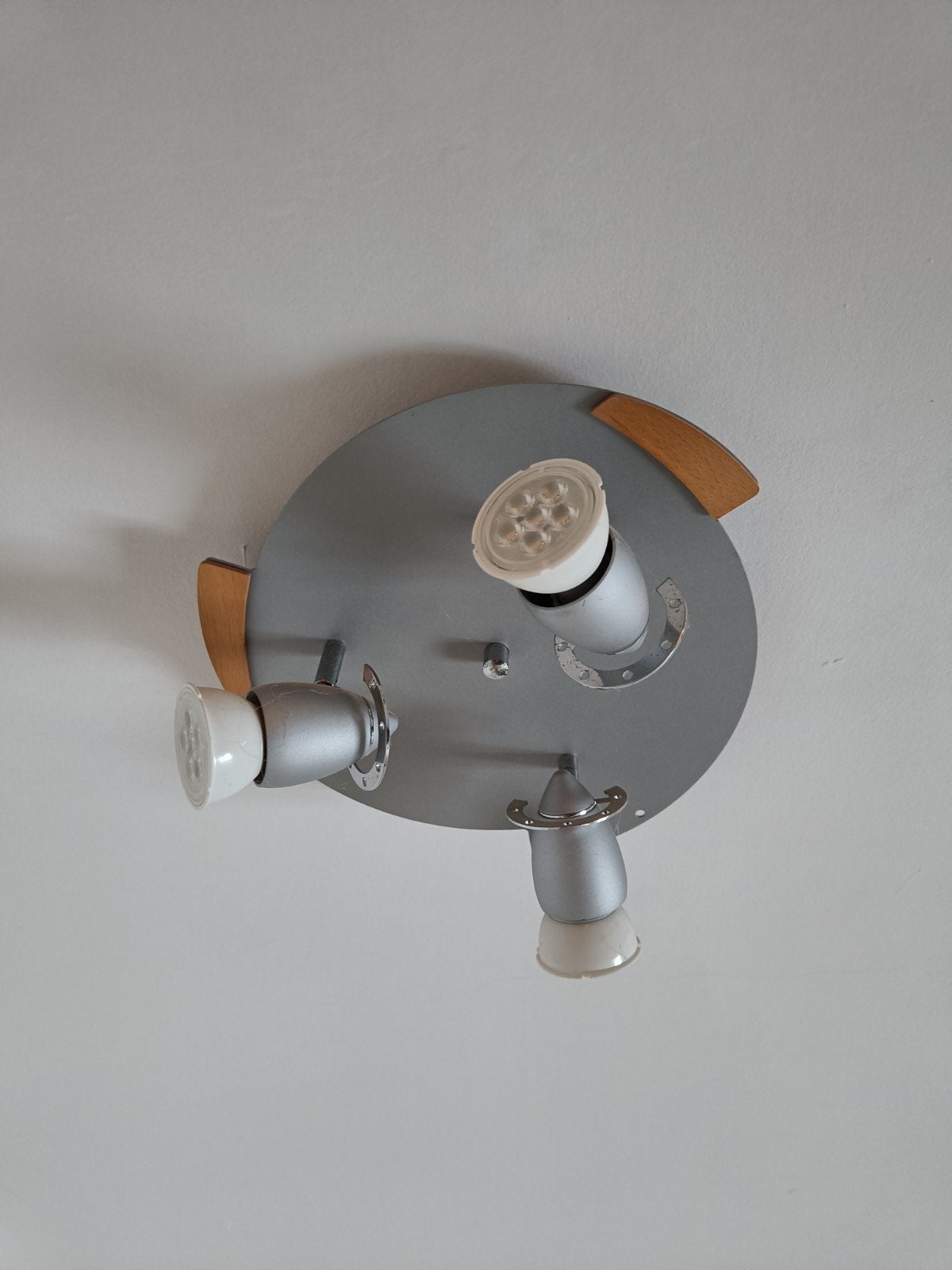 Spots de plafond 2 x 3 spots, Maison & Meubles, Lampes | Plafonniers, Comme neuf, Plafonnier, GU10, Gris, Bois, Métal, Moderne