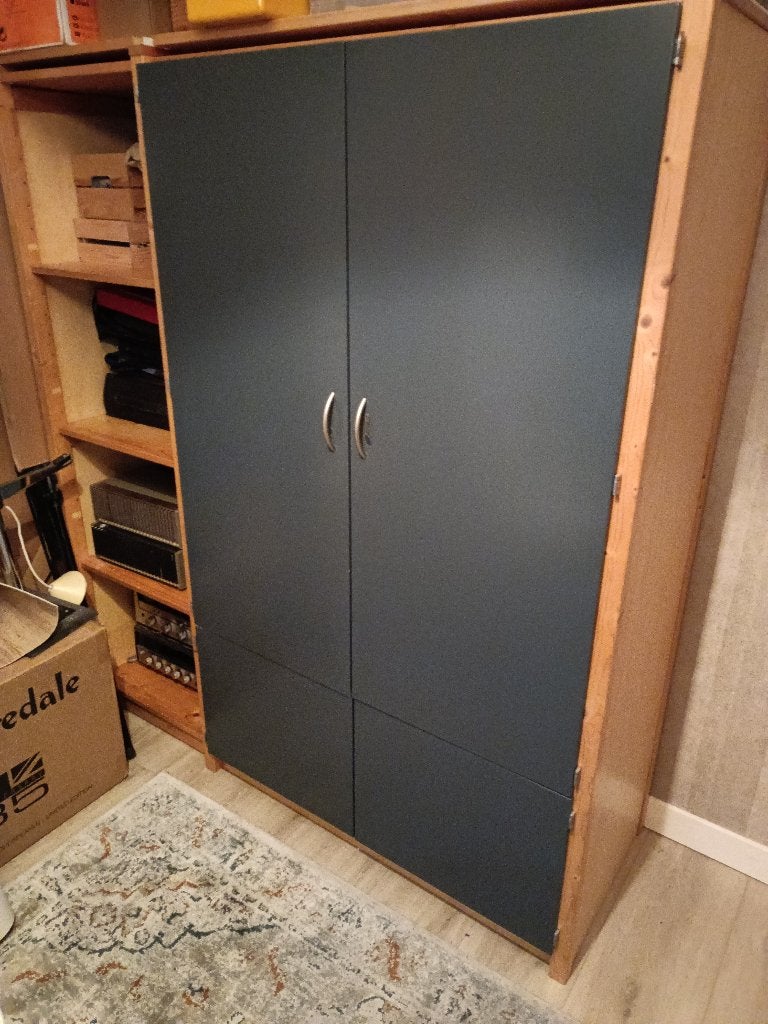 Lundia kast, Ophalen