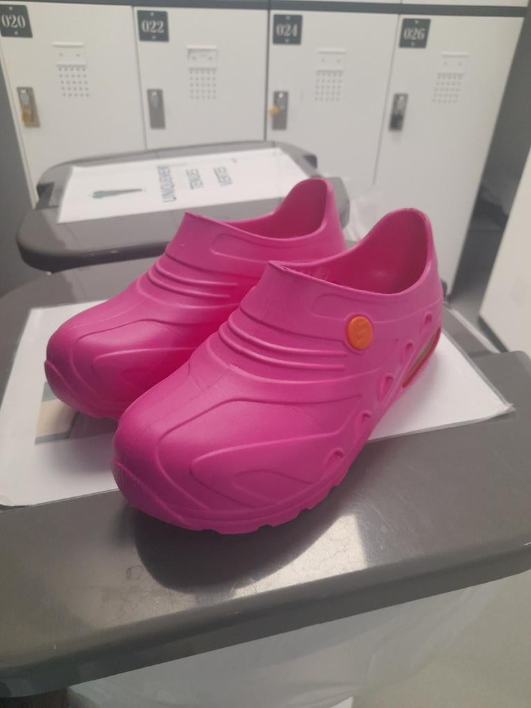 Sabots Oxypas Safety Jogger rose 35/36 EU, Vêtements | Femmes, Chaussures, Sabots, Rose, Enlèvement ou Envoi
