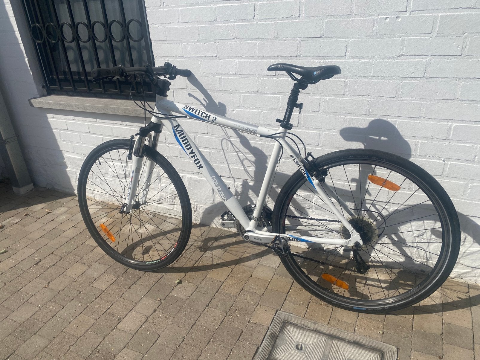Jongensfiets MuddyFox 28 inch, Fietsen en Brommers, 28 inch, Gebruikt, Vering, Velgrem