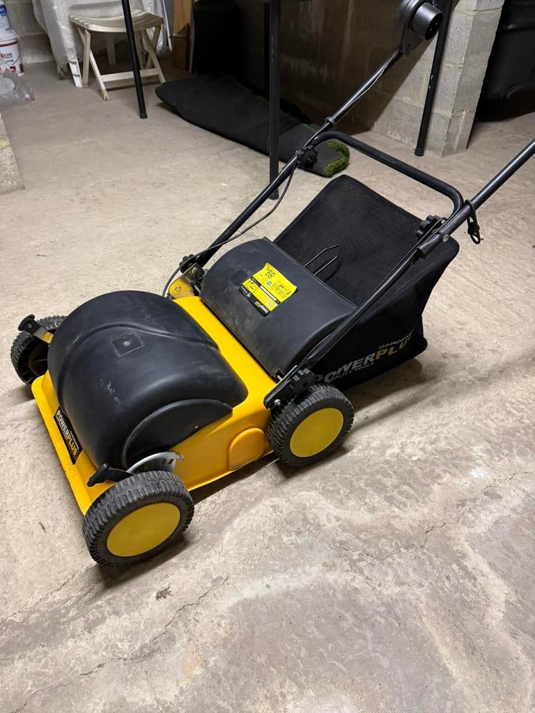 Powerplus verticuteermachine 1700W, Ophalen of Verzenden, Zo goed als nieuw