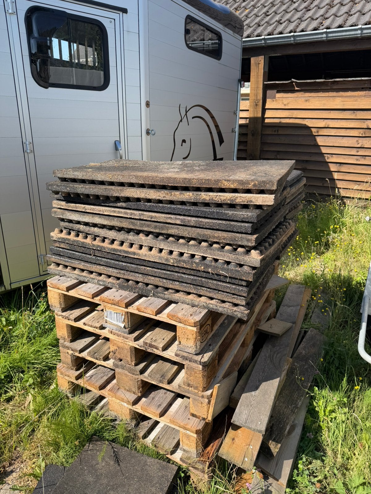Rubberen stalmatten, Accessoires