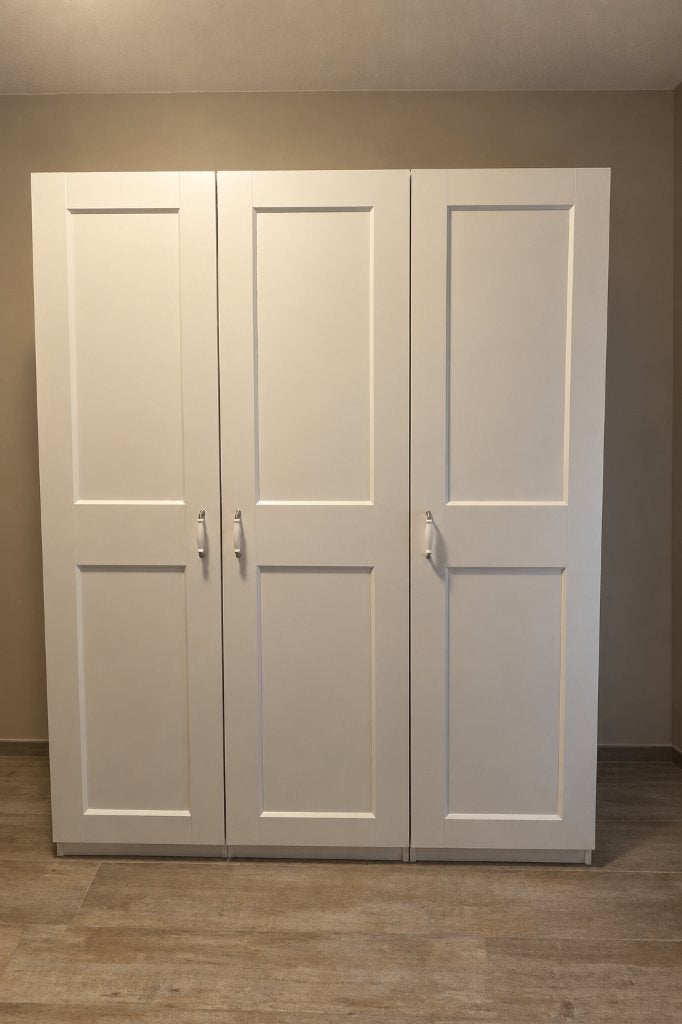 IKEA kast wit – 3 deuren – 150 cm breed, Huis en Inrichting, Ophalen, Gebruikt, 200 cm of meer, N/A