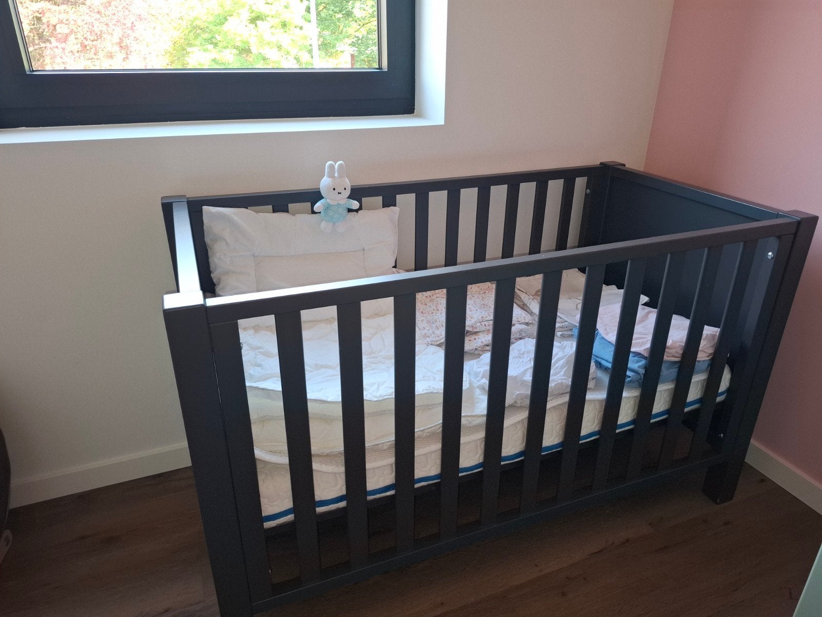Kinderbed met toebehoren, Ophalen