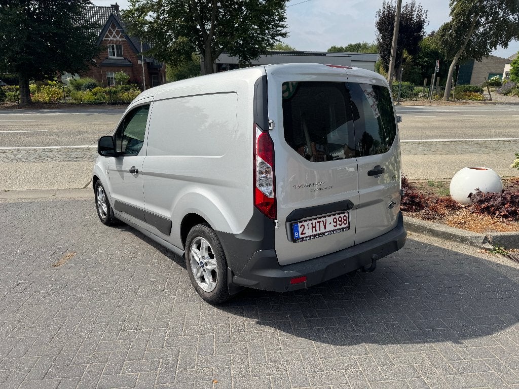 Ford Transit Connect Benzine 2016 90000km 8900€, Auto's, Bestelwagens en Lichte vracht, Voorwielaandrijving, Stof, 4 cilinders
