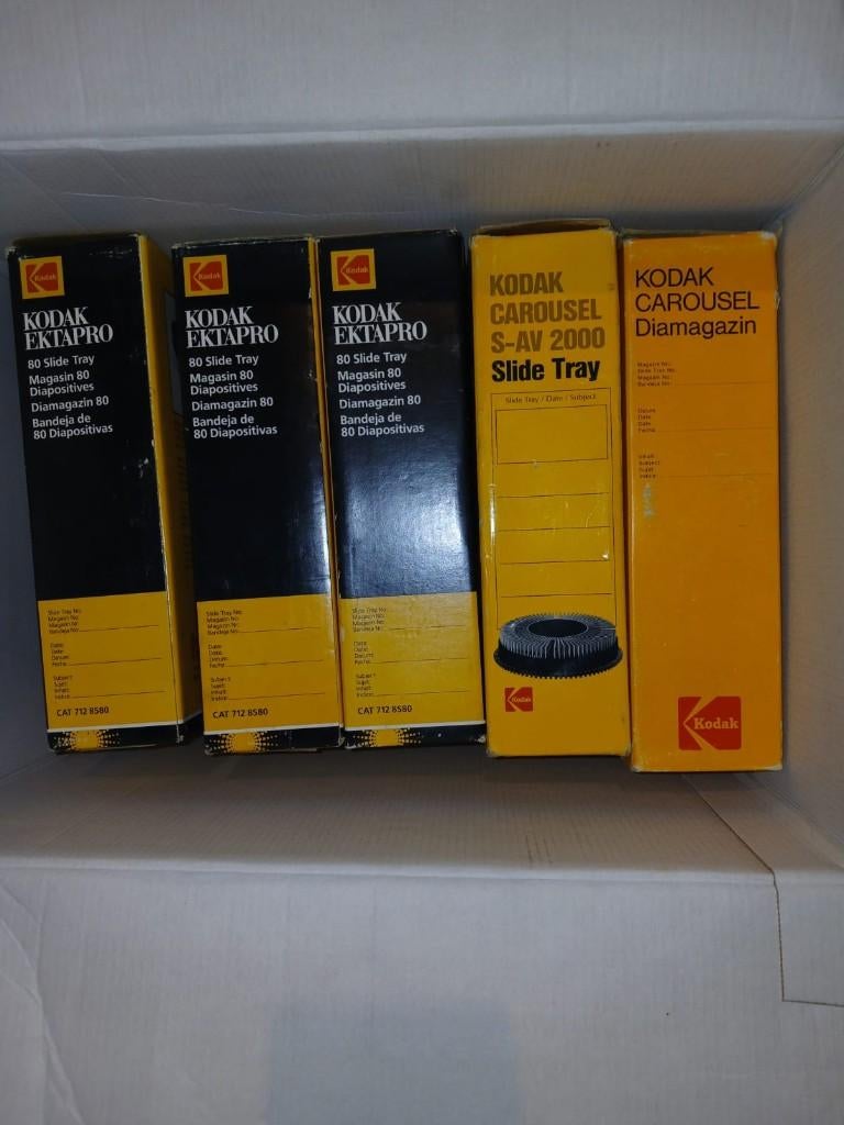 lot de Carrousels pour diapositives, TV, Hi-fi & Vidéo, Projecteurs dias, Enlèvement ou Envoi, Comme neuf