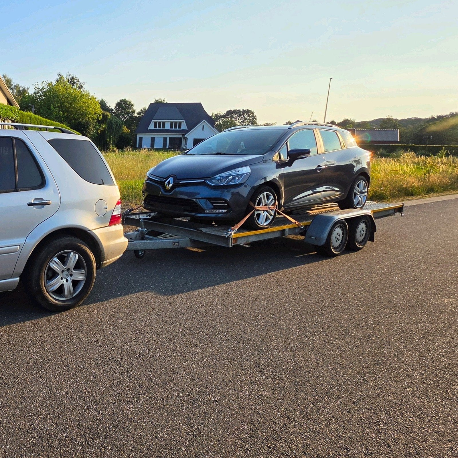 Depannage Autotransport Takeldienst, Ophalen