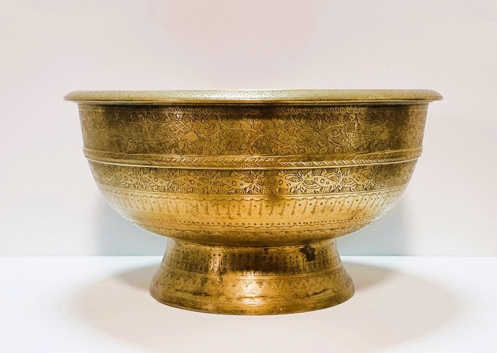 Antieke ceremoniële betelnoot kom, fijn bewerkt., Antiek en Kunst, Antiek | Brons en Koper, Ophalen of Verzenden