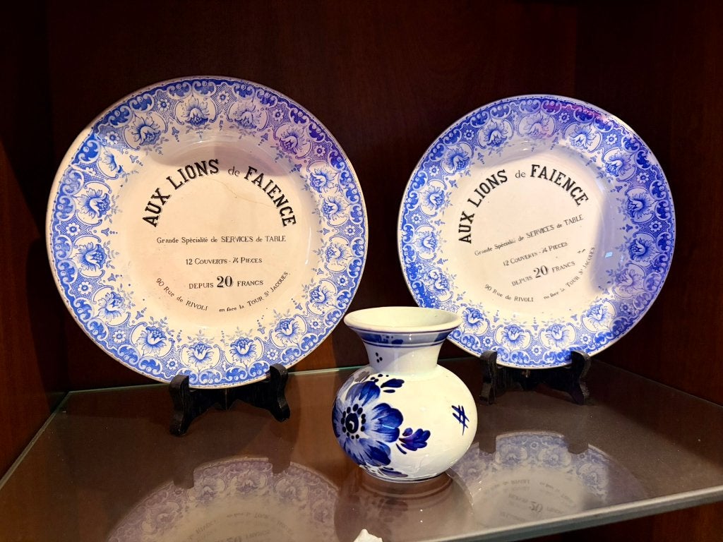 2 Saint-Amand et Hamage faience borden, Ophalen