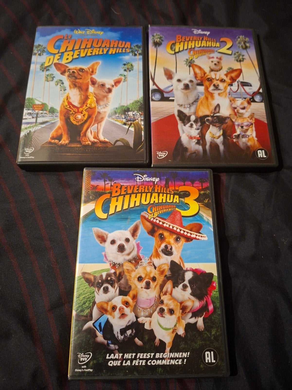 Te koop op dvd de Chihuahua Disneytrilogie, Amerikaans, Inclusief doosje, Overige typen, Ophalen of Verzenden