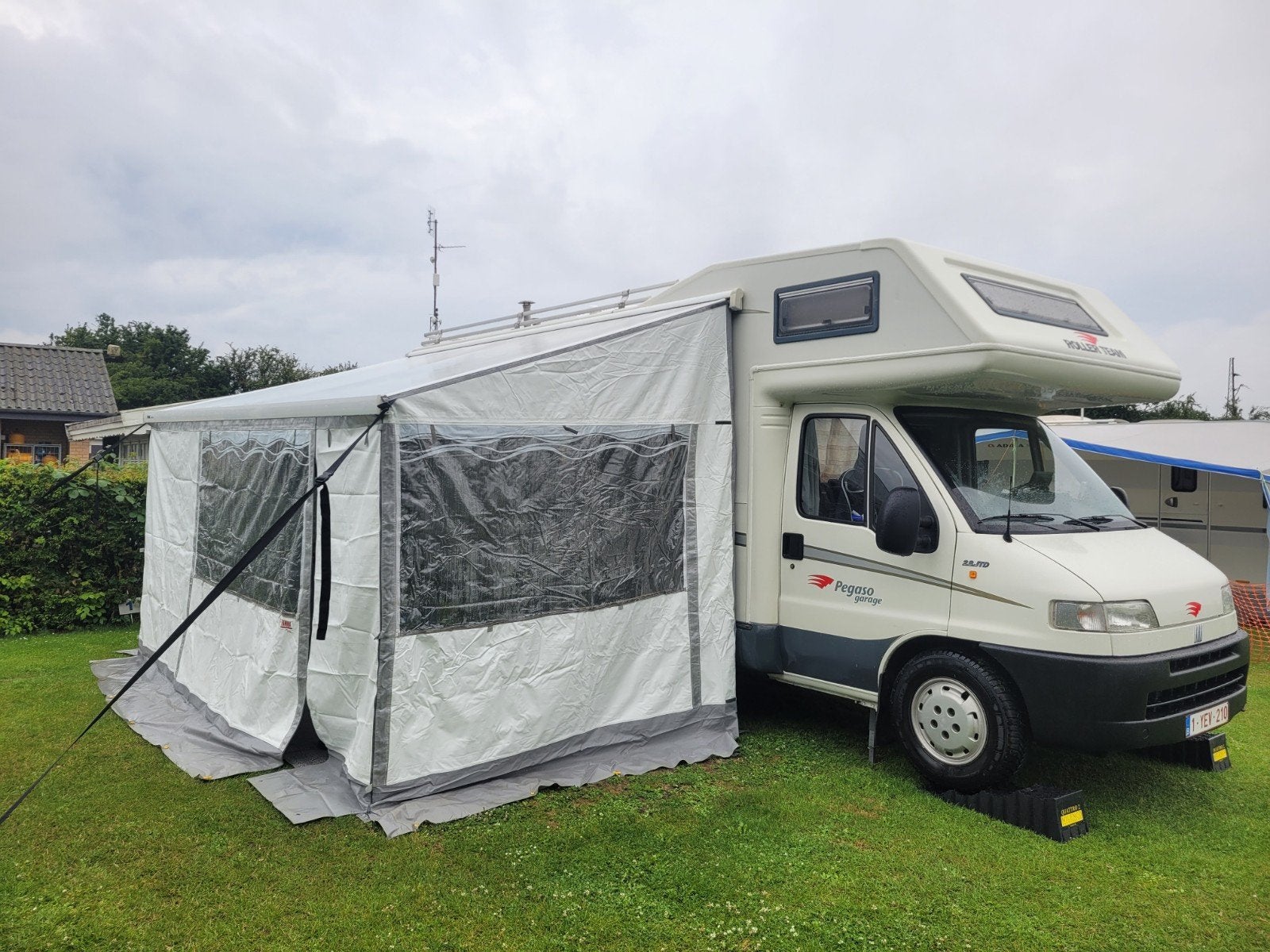 Fiat rollerteam pegaso garage 6 persoons, Caravans en Kamperen, Mobilhomes, Particulier, Integraal, Fiat, Fiat, Diesel, Schotel