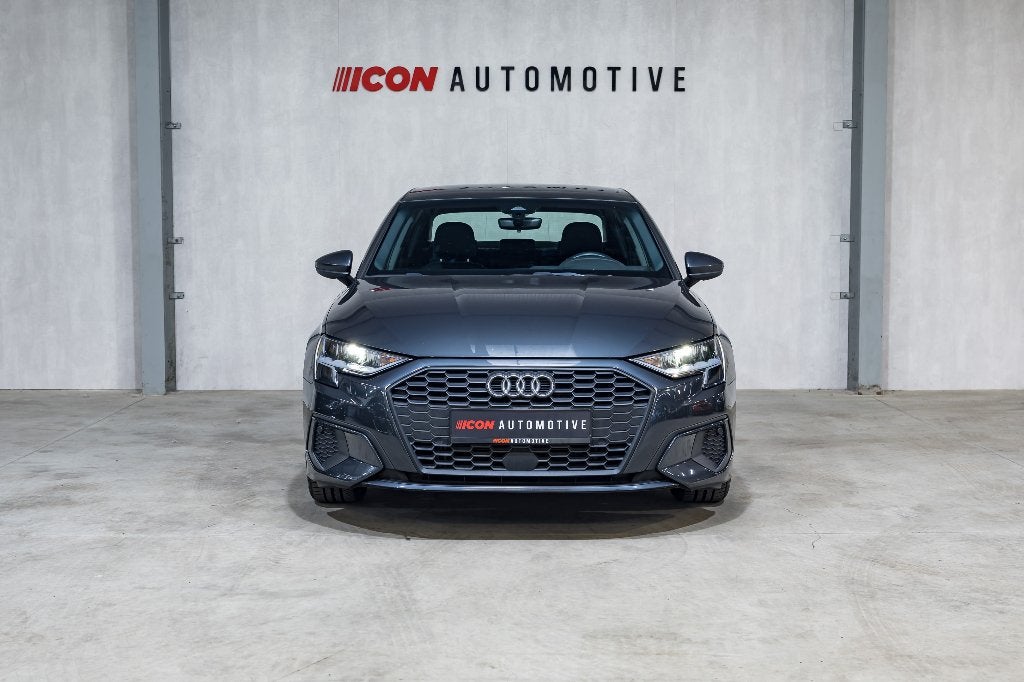 AUDI A3 BERLINE 30 TFSI DSG AUTOMAAT | TREKHAAK | CARPLAY, Autos, Audi, Argent ou Gris, Achat, Entreprise, Garantie prolongée