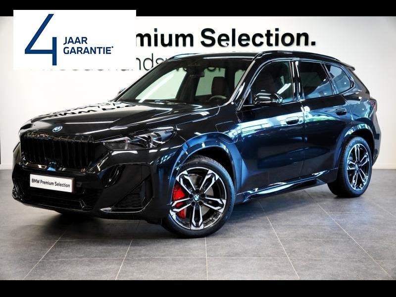 BMW Serie X X1 M PACK PRO TREKHAAK DRIVE ASSIST PLUS  LEDER, Auto's, BMW, 1498 cc, Euro 6, Zwart, 5 deurs
