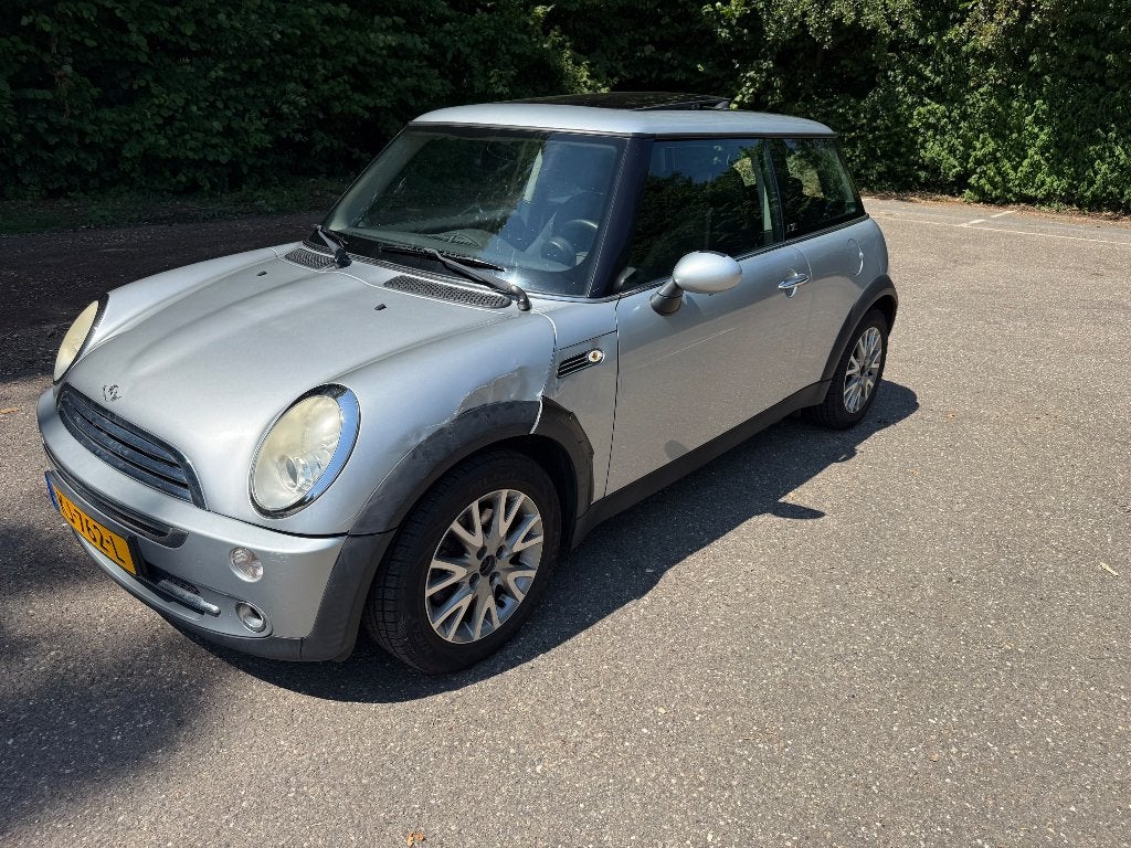 Mini cooper 2007 1.6 benzine kleine schade, motor storing, Auto's, Mini, Voorwielaandrijving, Stof, Zwart, 4 cilinders
