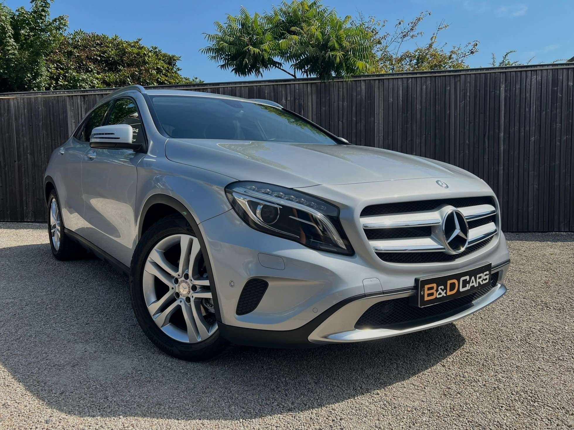 Mercedes-Benz GLA 180 GLA 180 7G-DCT 1steHAND/1MAIN, Autos, Mercedes-Benz, Entreprise, Achat, GLA, ABS, Airbags, Air conditionné