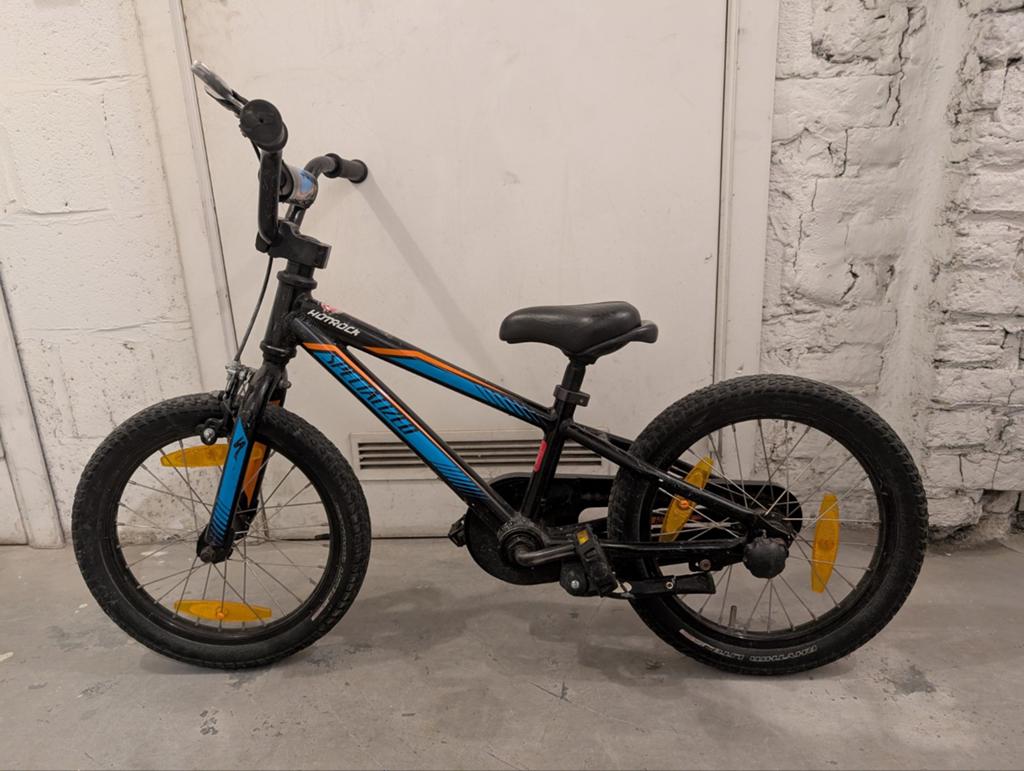 Vélo 16 pouces Hotrock avec rétropédalage, Vélos & Vélomoteurs