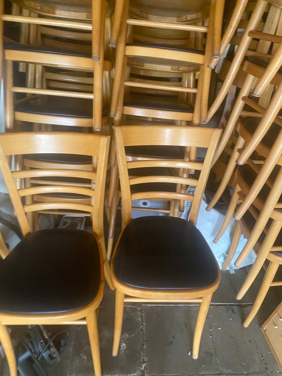 Stoelen eiken 20 euro stuk, Huis en Inrichting, Ophalen, Kunststof, Gebruikt, Blauw