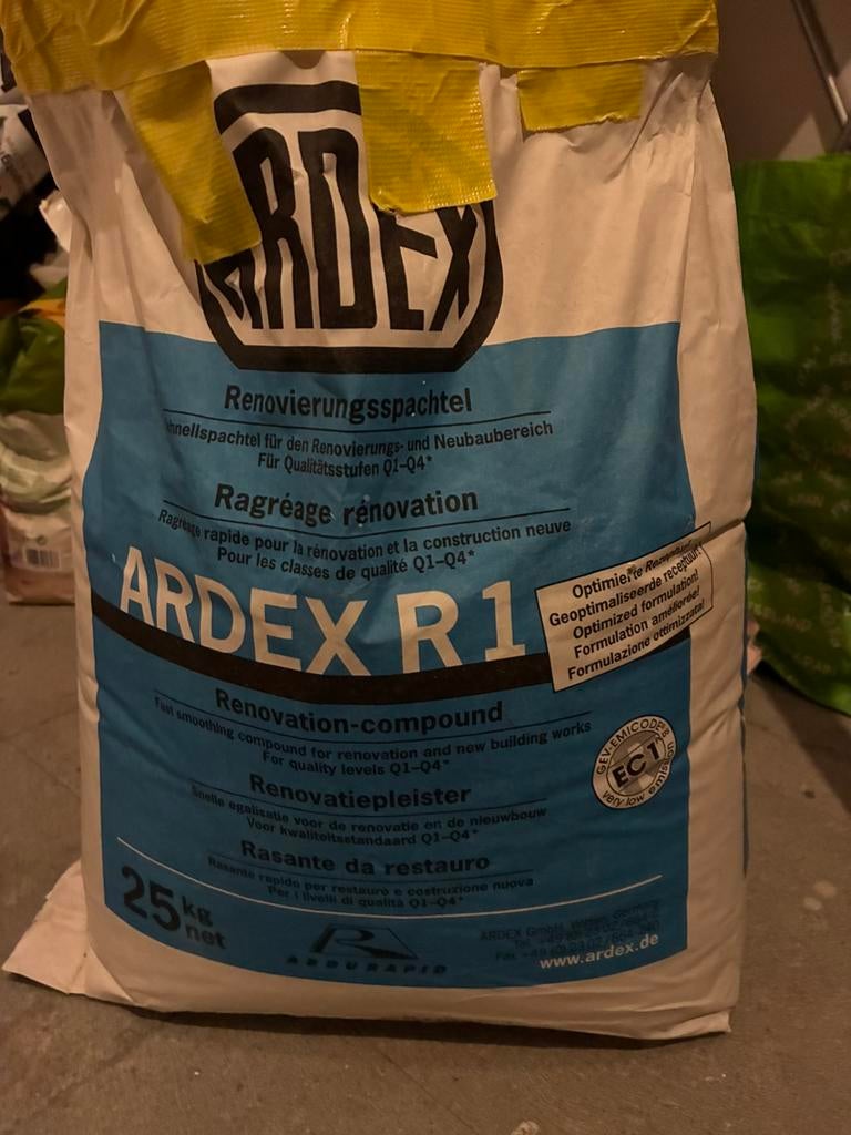 Renovatiepleister Ardex R1, Enlèvement