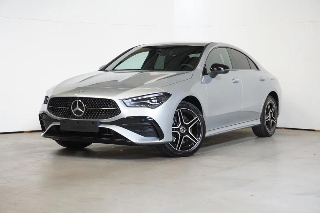 Mercedes-Benz CLA-Klasse 250 e - AMG - Night pakket, Auto's, Automaat, Gebruikt, 120 kW, Bedrijf