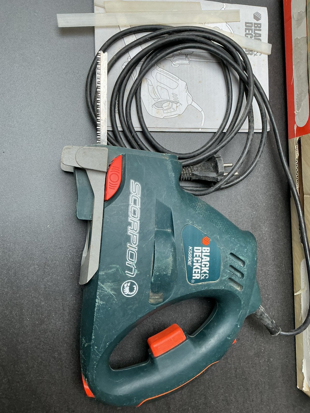 Scie à main électrique, Bricolage & Construction, Enlèvement, Utilisé, Autres types