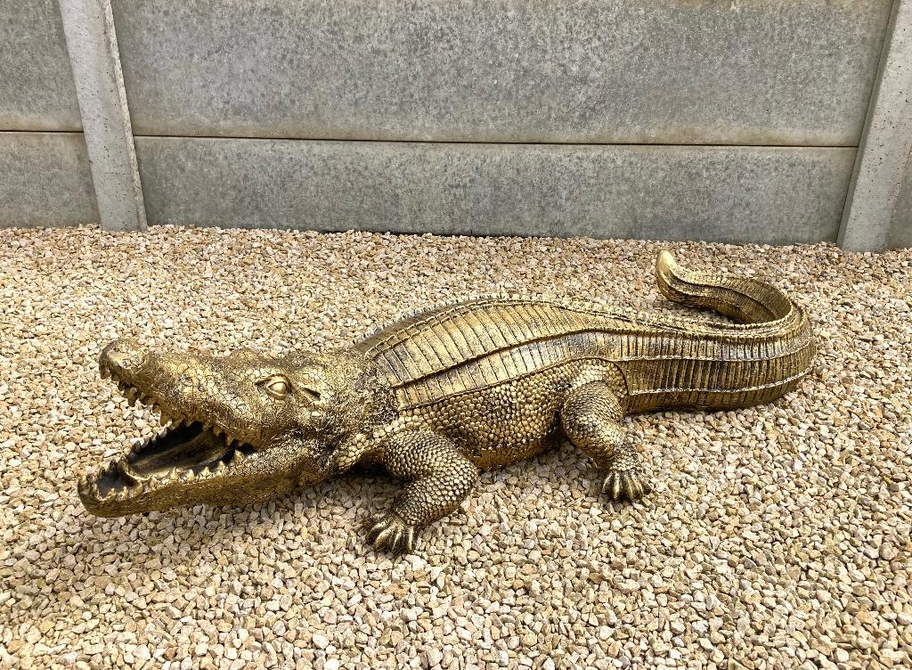 Beeld krokodil 150cm / WEG = WEG, Tuin en Terras, Tuinbeelden, Ophalen, Nieuw, Overige materialen, Dierenbeeld